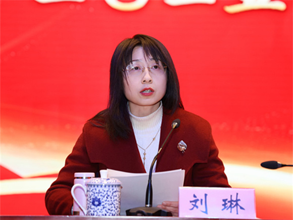 刘校长.jpg