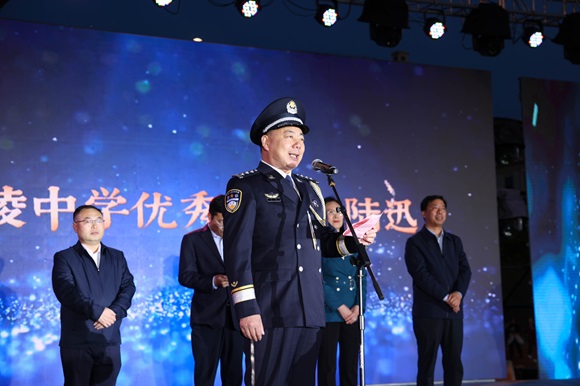 校友.副.jpg
